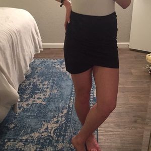 Soft suede-like charcoal skirt size medium